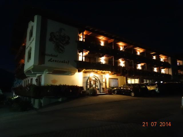 Hotel Lenzenhof Оберау Екстериор снимка